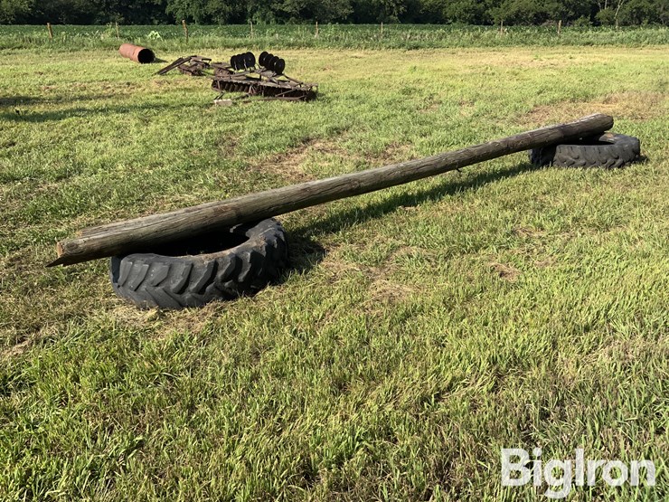 24'-telephone-poles-image-5