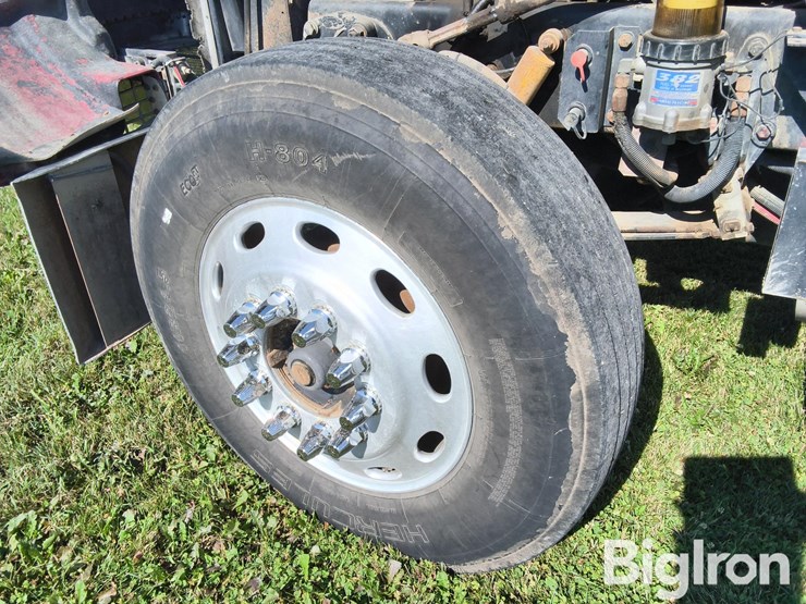 1999-peterbilt-378-image-9