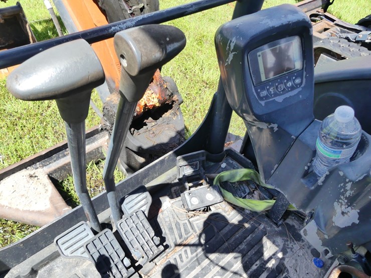 kubota-u35-4-image-16