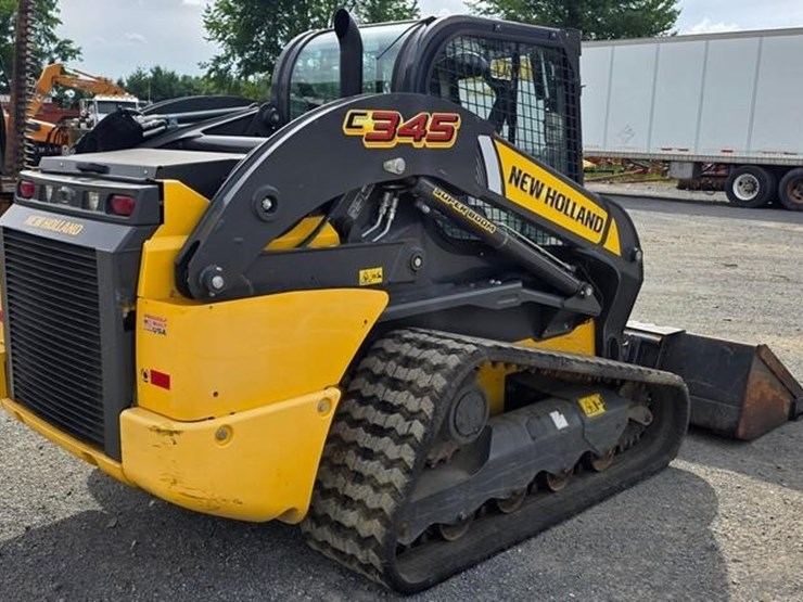 2022-new-holland-c345-image-4