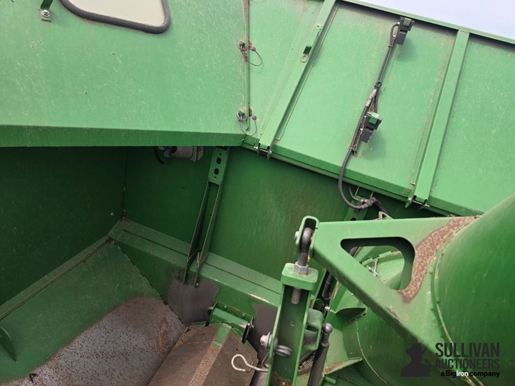 2015-john-deere-s680-image-14