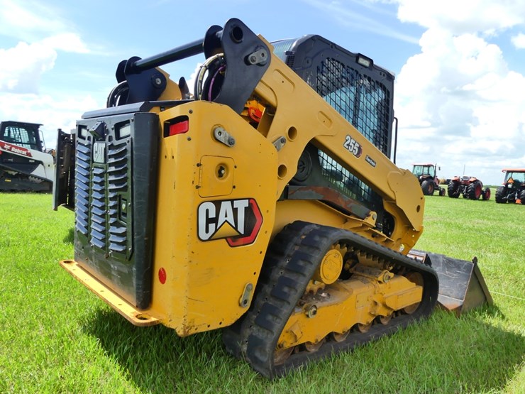 caterpillar-255-image-3