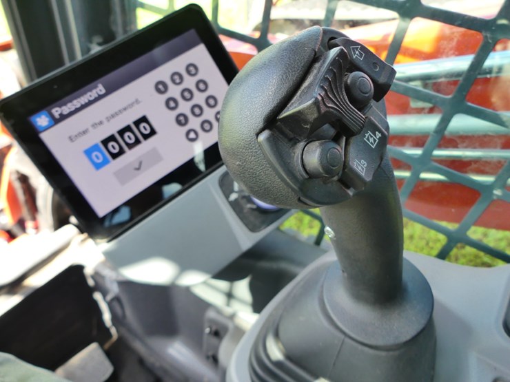 2024-kubota-svl75-3-image-16