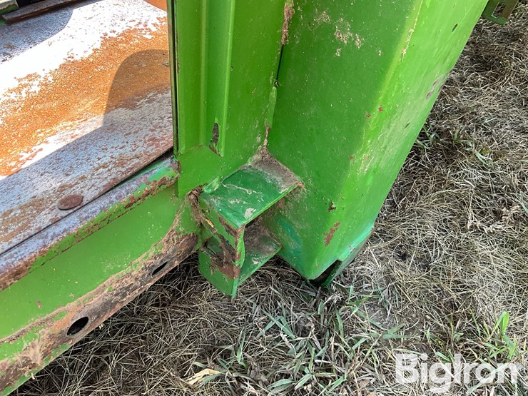 john-deere-645-image-12