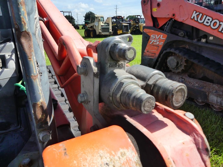 kubota-svl75-2-image-11