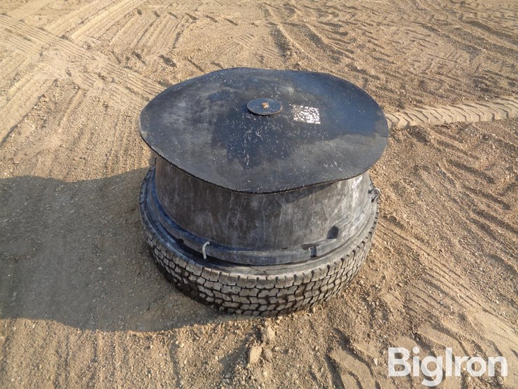 cattle-mineral-feeder-image-2