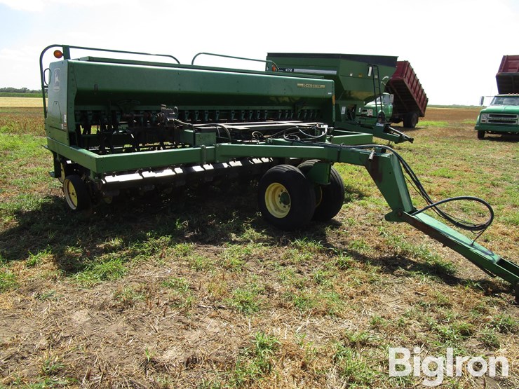john-deere-750-image-3