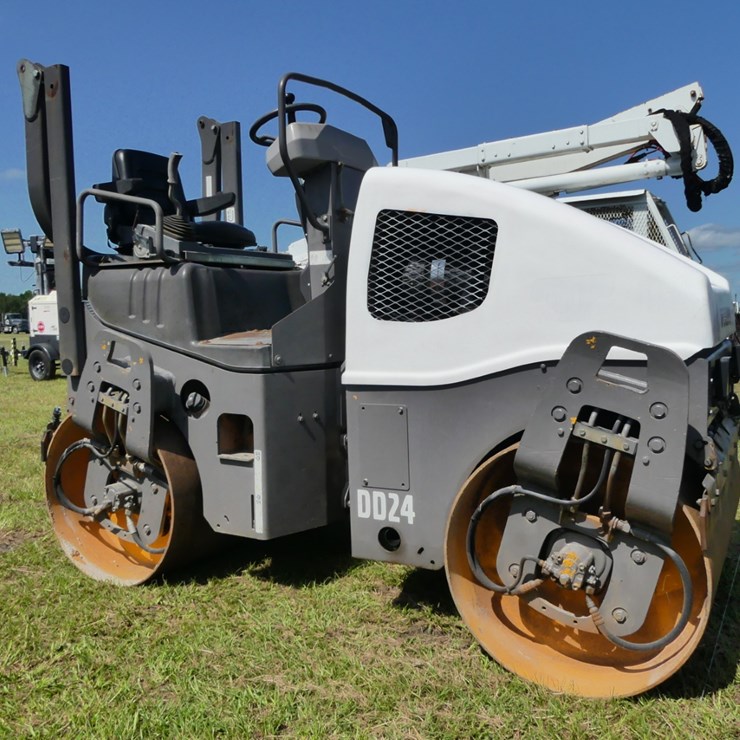 VOLVO DD24