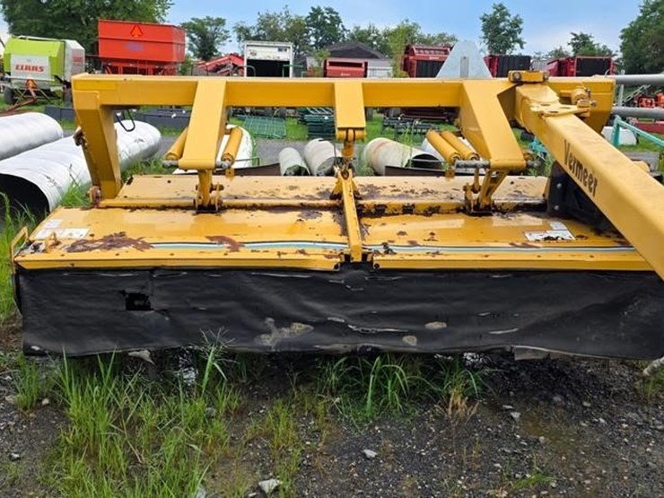 2003-vermeer-mc840-image-23