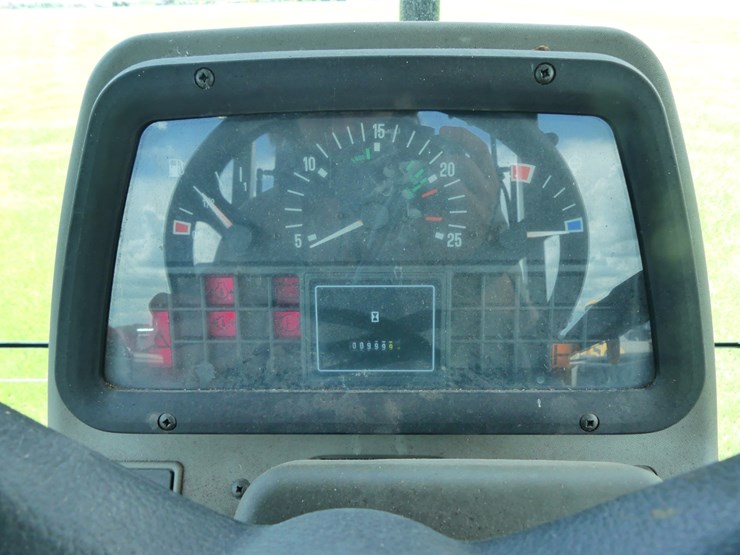 massey-ferguson-4243-image-16