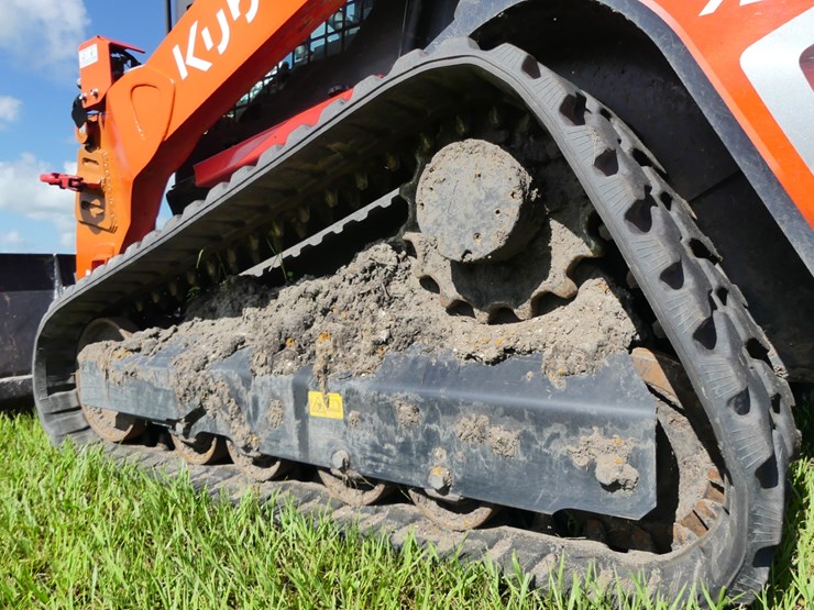 2024-kubota-svl75-3-image-5