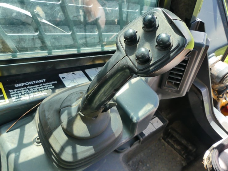 deere-325g-image-15