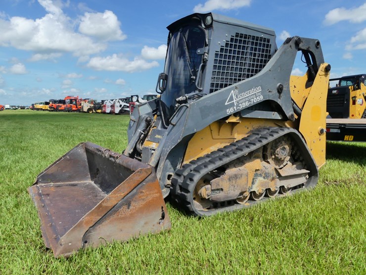 deere-317g-image-1