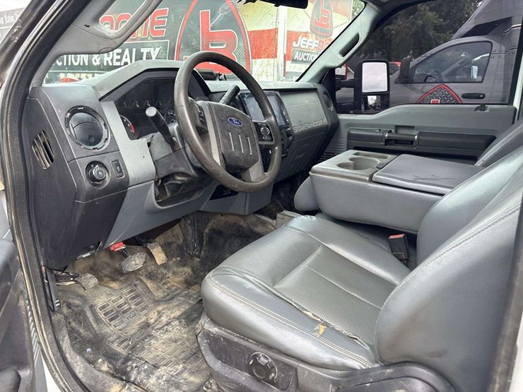 2015-ford-f350-image-11