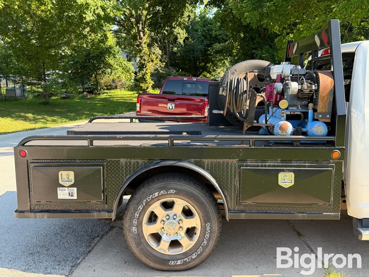 2016-dodge-3500hd-image-9