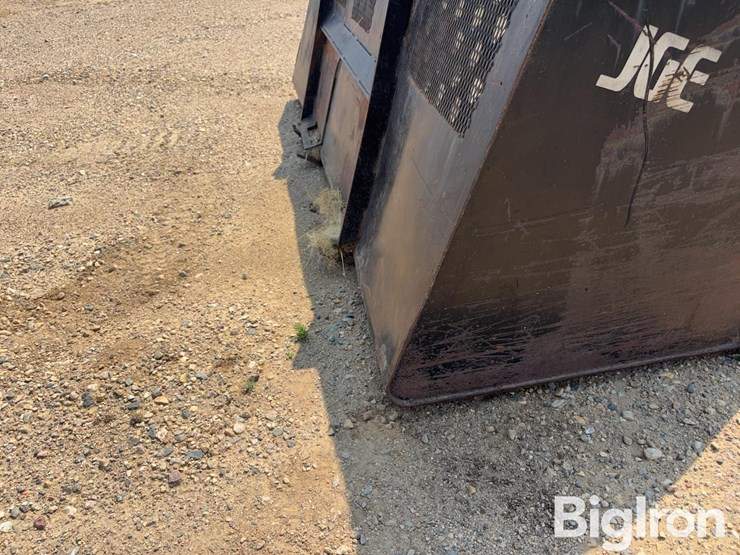 jge-8’-snow-bucket-image-15