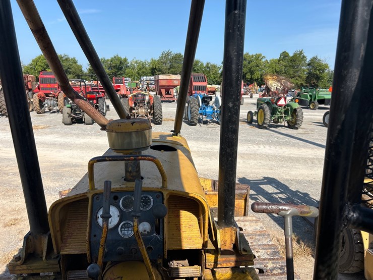 john-deere-450-image-10