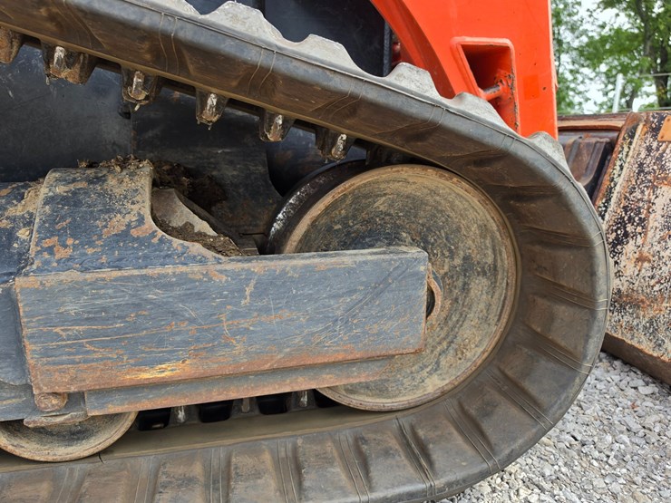 2018-kubota-svl95-2s-image-45
