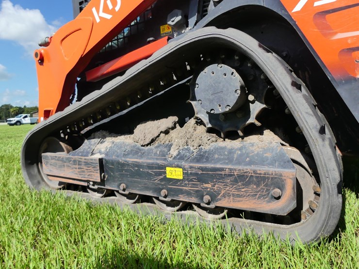 2022-kubota-svl75-2-image-5