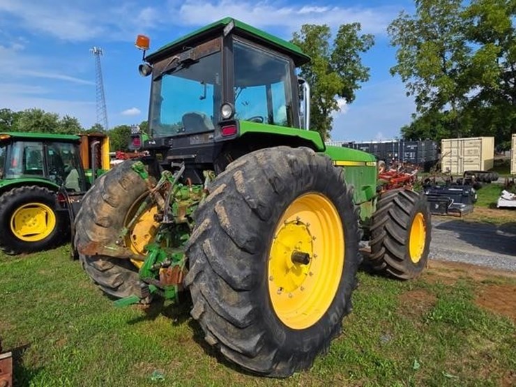 john-deere-4850-image-4