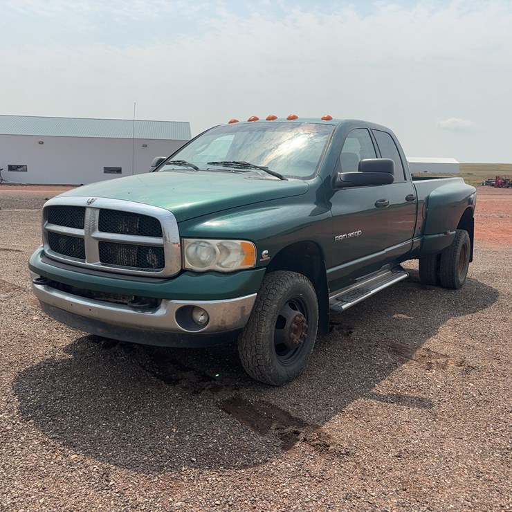 2003 DODGE 3500
