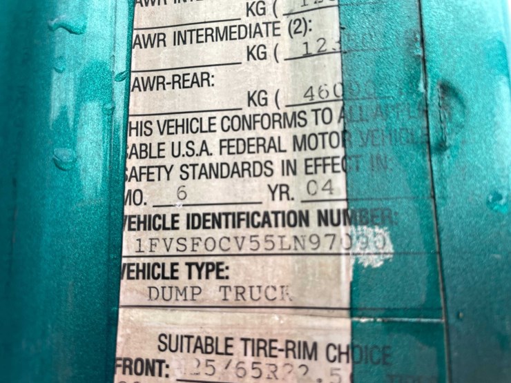 #142-•-2005-freightliner-dump-truck-(title-in-delay)-(denmark,-wi)-image-57