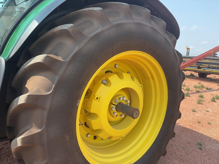 2020-john-deere-6155r-image-35