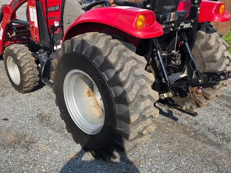 case-ih-farmall-35c-image-14