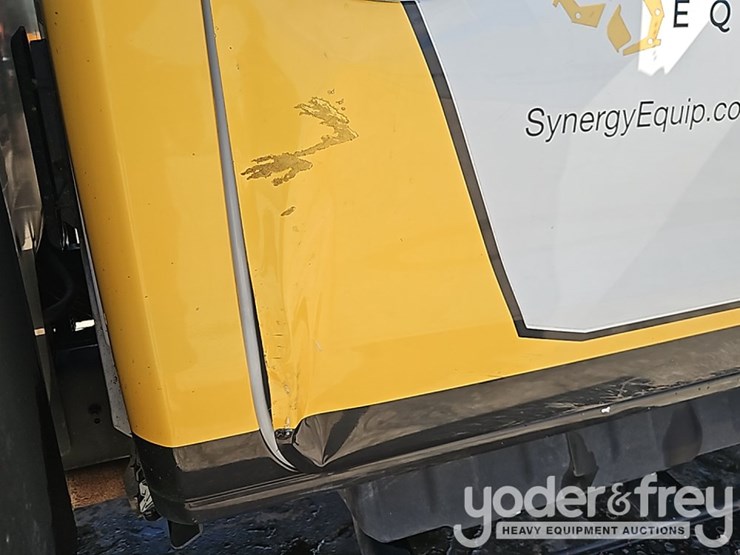 2021-chevrolet-silverado-5500hd-image-36