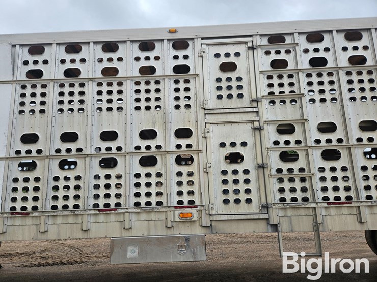 2012-eby-livestock-trailer-image-15