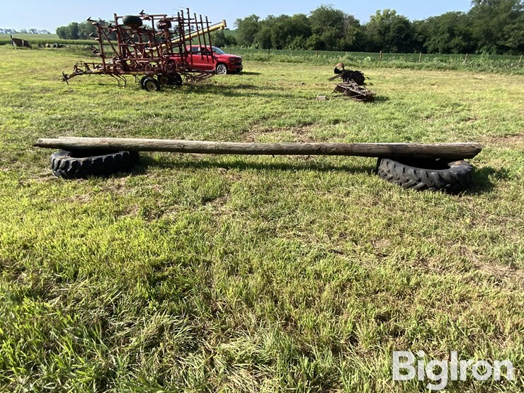 24'-telephone-poles-image-4