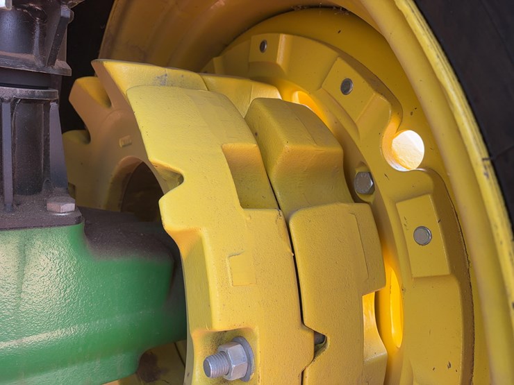 2020-john-deere-6155r-image-33