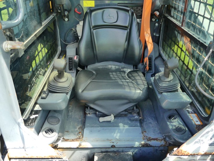 deere-317g-image-14