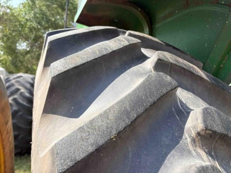 john-deere-8450-image-9