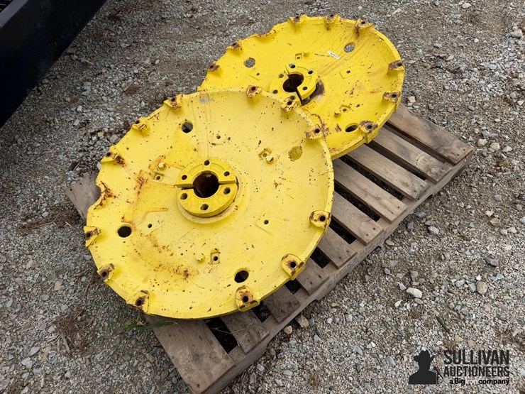 john-deere-rear-cast-wheels-image-3