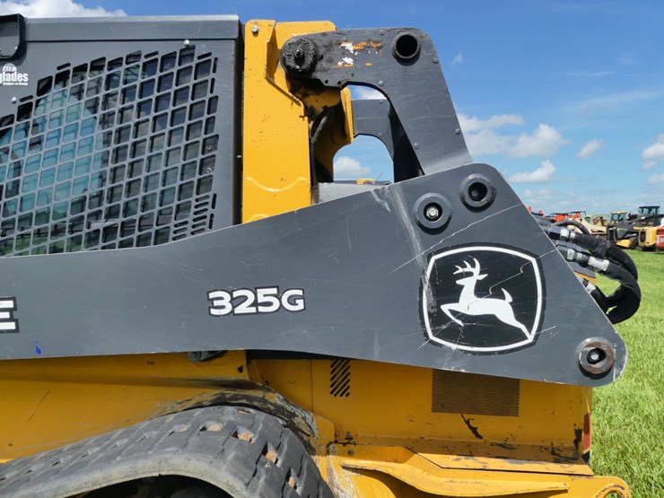 2024-deere-325g-image-8
