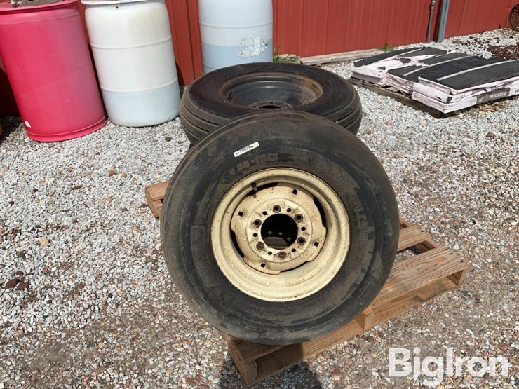 9.5l-15sl-implement-tires-&-rims-image-2