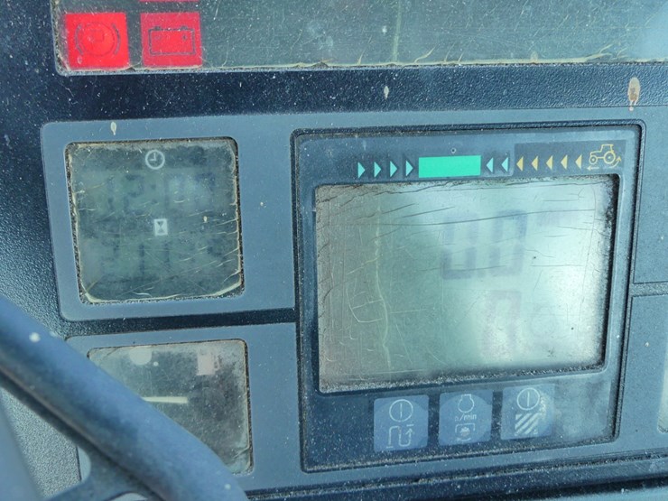 case-ih-mx120-image-15