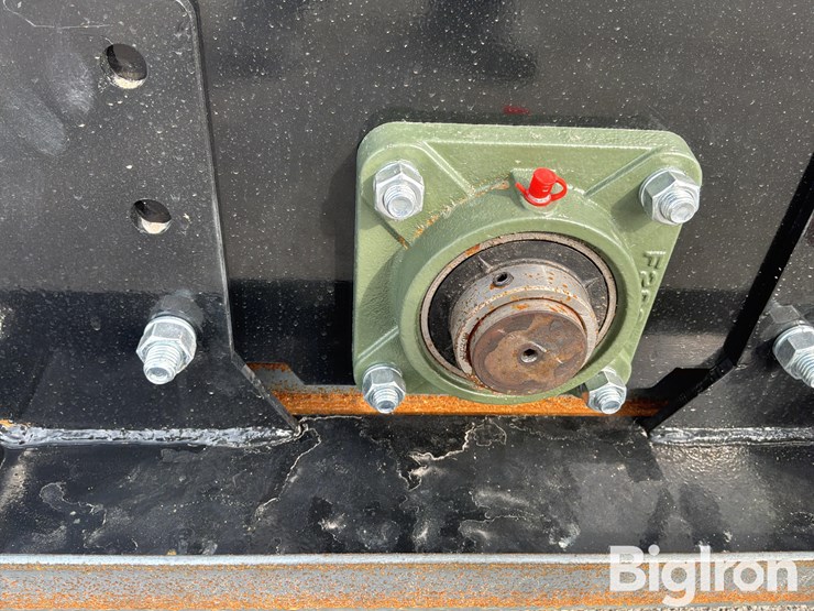 2026-massey-ferguson-730-image-12