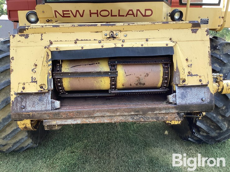 1986-new-holland-tr86-image-16