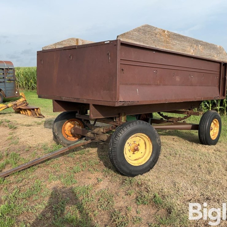 JOHN DEERE 11