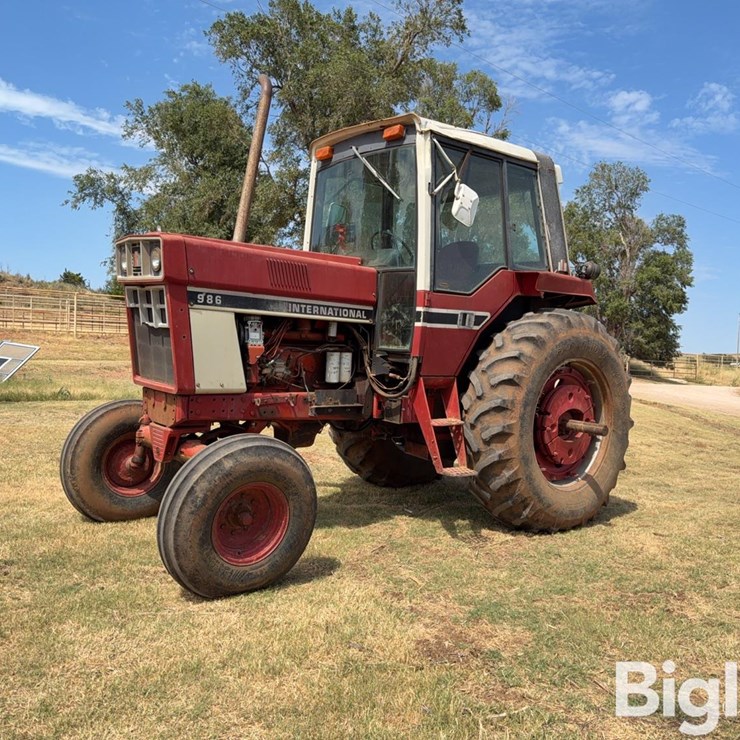 1979 INTERNATIONAL 986