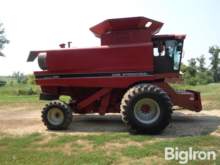 1989-case-ih-1680-image-4