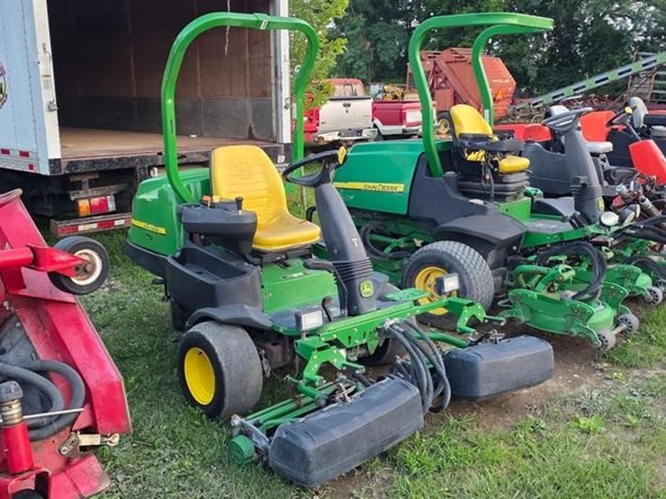 2009-john-deere-2500b-image-1
