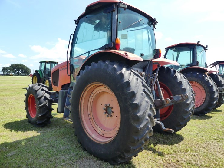 2015-kubota-m135gx-image-4