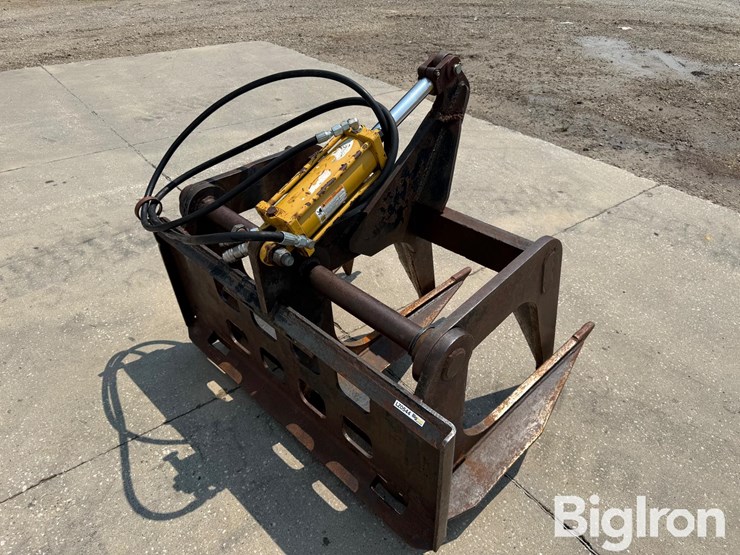 shop-built-skid-steer-grapple-image-5