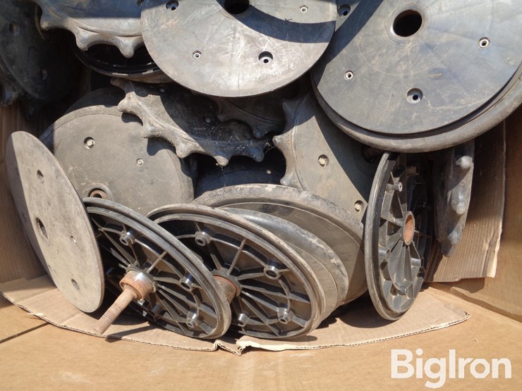 john-deere/-kinze-closing-wheel-image-10