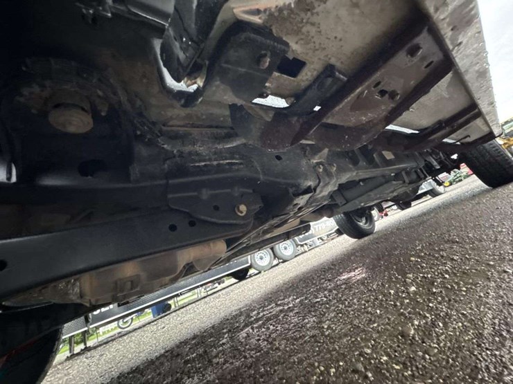 2021-ford-f250-lariat-image-10