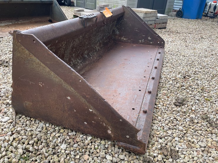 #902-•-bobcat-skid-steer-bucket-(sun-prairie,-wi)-image-3