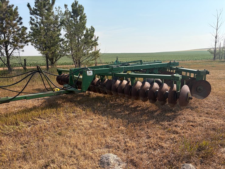john-deere-h325c-disc-image-1